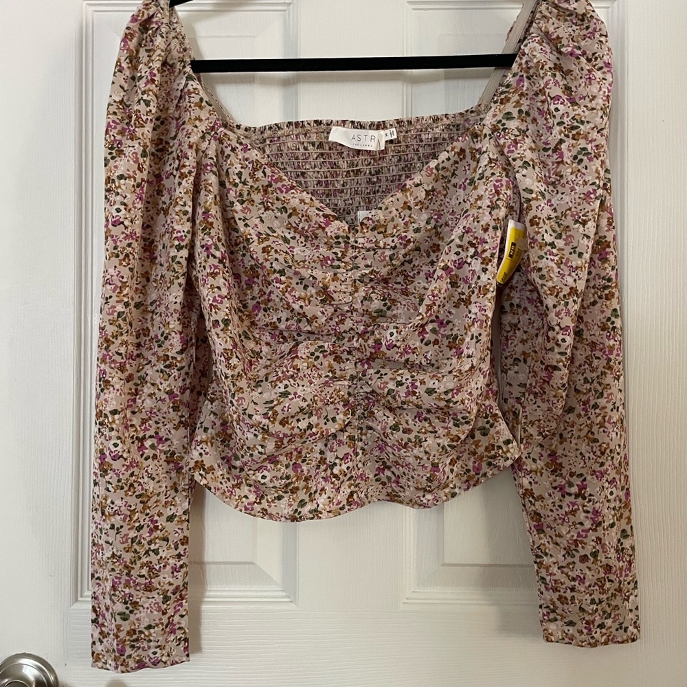 ASTR Beige Floral Long Sleeve Square Neck Blouse